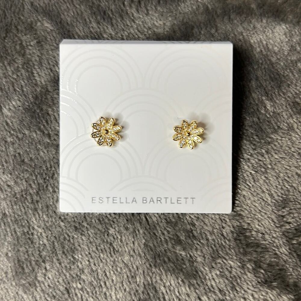 Estella Bartlett Earrings Daisy Wildflower NWT